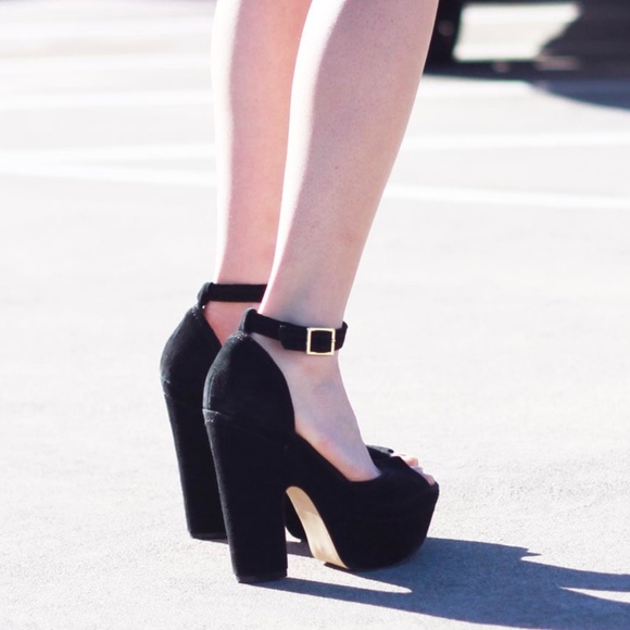 Steve Madden 5.5 Black Suede Leather GRETTTA Ankle-wrap Platform Sandals - Picture 3 of 10